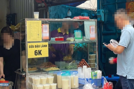 Vì sao nhóm dịch vụ và ăn uống nhanh chóng thiết lập mặt bằng giá mới?