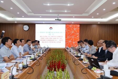 Hà Tĩnh làm việc với Bộ Tài chính và WB về dự án hạ tầng đô thị thích ứng biến đổi khí hậu