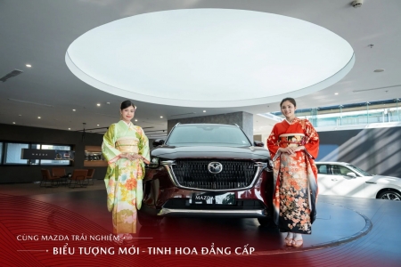 SUV flagship Mazda CX-90 2.5 PHEV và huyền thoại Mazda MX-5 tạo dấu ấn tại TP. HCM và Hà Nội