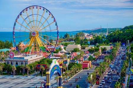 Lâm Đồng: Khu vực dịch vụ dẫn dắt tăng trưởng kinh tế