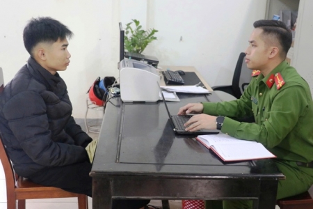 Bắt giữ đối tượng trộm hơn 20 mô tơ điện và điện thoại tại Nghệ An