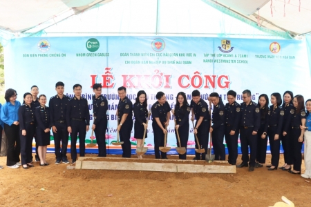 Công chức Hải quan chung tay hỗ trợ học sinh nghèo vùng biên giới tại Sơn La