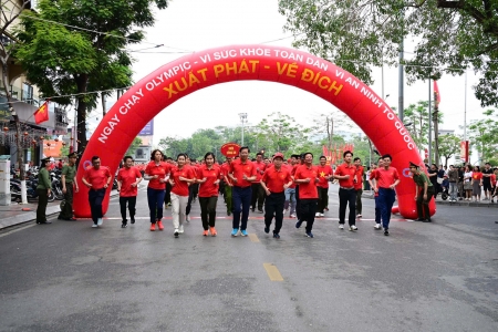 Hải Phòng: Ngày chạy Olympic 2026 “Vì sức khỏe toàn dân - Vì an ninh Tổ quốc”