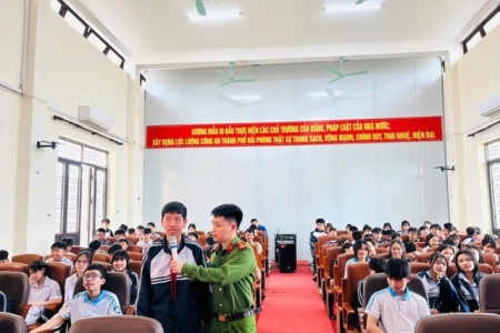 Hải Phòng: Tuyên truyền phòng, chống ma túy và “tội phạm đường phố” tại Trường THCS Nam Hưng