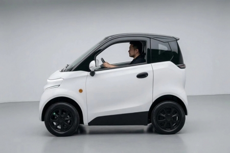 Ô tô điện siêu nhỏ TMT Nano S05 chốt giá 148 triệu đồng cùng giải pháp pin rời độc đáo