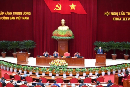 Ngày làm việc thứ hai Hội nghị lần thứ hai Ban Chấp hành Trung ương Đảng khóa XIV