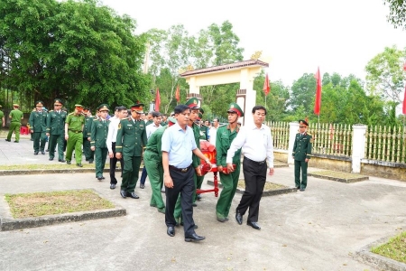 Quảng Trị: Lễ viếng, truy điệu và an táng 2 hài cốt liệt sĩ tìm thấy tại xã Hiếu Giang
