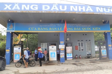Cao Bằng: Xử phạt cửa hàng xăng dầu vi phạm trong hoạt động kinh doanh