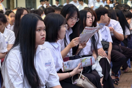 Tuyển sinh đại học 2026: Nên chọn ngành trước hay chọn trường trước?