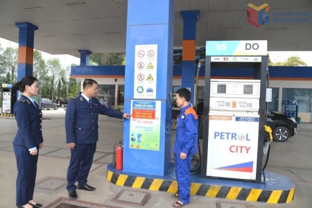 Quảng Ninh tăng cường phổ biến pháp luật về kinh doanh thương mại