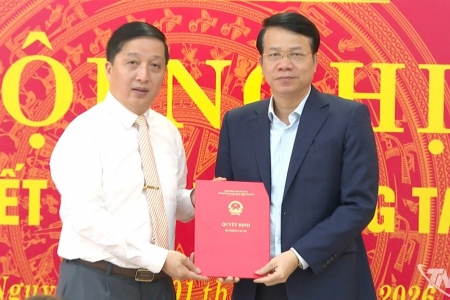 Công bố Quyết định bổ nhiệm Trưởng Ban Quản lý các khu công nghiệp tỉnh Thái Nguyên
