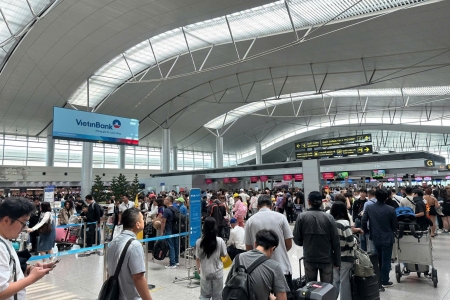 Công an TP. HCM hướng dẫn cách xử lý khi chuyến bay thay đổi bất ngờ