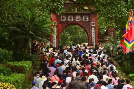 Phát triển văn hóa và con người đất Tổ đáp ứng yêu cầu hội nhập