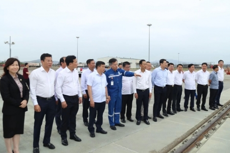 Đoàn công tác tỉnh Lâm Đồng thăm, làm việc tại Khu kinh tế Nghi Sơn