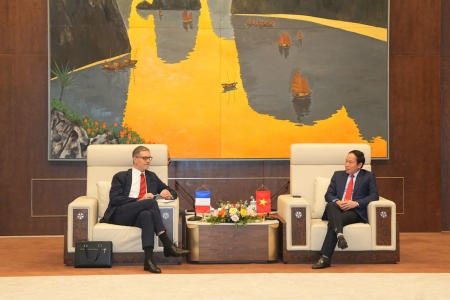 Bí thư Thành ủy Hải Phòng Lê Tiến Châu tiếp xã giao Đại sứ Cộng hòa Pháp tại Việt Nam