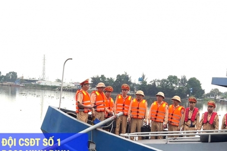 Ninh Bình: Thực hiện Kế hoạch tuần tra, kiểm soát, xử lý vi phạm, bảo đảm trật tự an toàn xã hội trên tuyến đường thủy