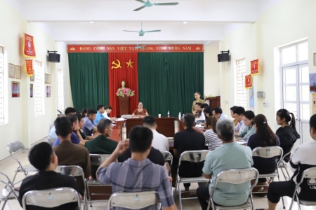 Trưởng Ban Tổ chức Tỉnh ủy Quảng Ninh dự sinh hoạt chi bộ thôn Nà Phạ, xã Bình Liêu