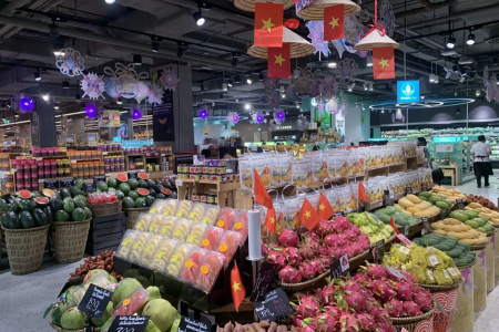 Đẩy mạnh huy động giới thiệu sản phẩm, phát triển kênh phân phối hàng Việt Nam ở nước ngoài