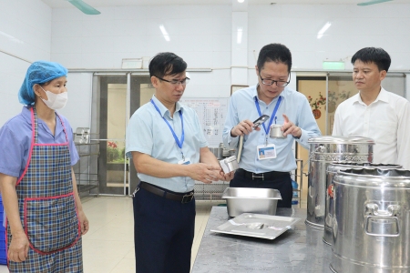 Bắc Ninh: Tăng cường trách nhiệm quản lý, bảo đảm an toàn thực phẩm tại các bếp ăn tập thể và trường học