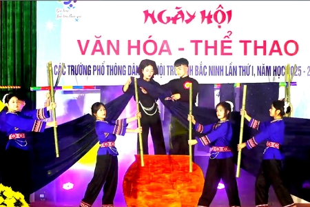 Sôi nổi Ngày hội Văn hóa - Thể thao các trường phổ thông dân tộc nội trú tỉnh Bắc Ninh