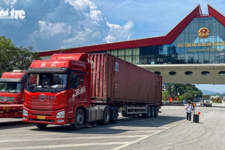 Lạng Sơn: Xuất nhập khẩu qua cửa khẩu ổn định, thông quan thuận lợi