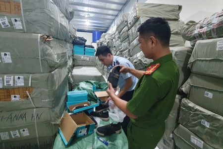 Hưng Yên: Đẩy mạnh công tác chống buôn bán và tiêu thụ hàng giả, hàng nhái