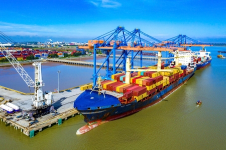 Miễn hàng loạt phí, lệ phí giao thông đường thủy đến hết tháng 6/2026