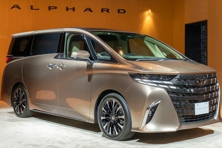 Hàng loạt hãng xe giảm giá niêm yết, người mua có thêm cơ hội tiếp cận