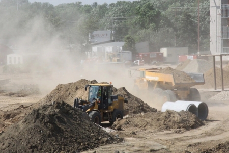 Hà Nội siết chặt quản lý, yêu cầu đình chỉ công trình gây bụi, mất an toàn