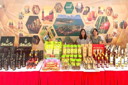 Hợp tác xã tại Lâm Đồng - “hạ tầng mềm” kết nối OCOP, dẫn dắt nông nghiệp xanh và kinh tế số