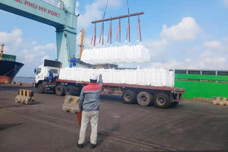 PVFCCo đẩy mạnh xuất khẩu ure kỹ thuật, tận dụng cơ hội giá thế giới tăng cao