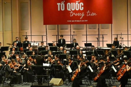 Chương trình nghệ thuật “Tổ quốc trong tim” chào mừng Kỳ họp thứ Nhất, Quốc hội Khóa XVI