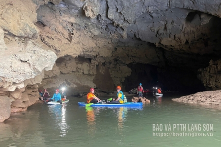 Lạng Sơn khảo sát hang suối Nhất Tiến, định vị thương hiệu Công viên địa chất toàn cầu