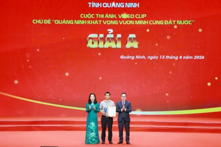 Trao giải cuộc thi ảnh, video clip “Quảng Ninh khát vọng vươn mình cùng đất nước”