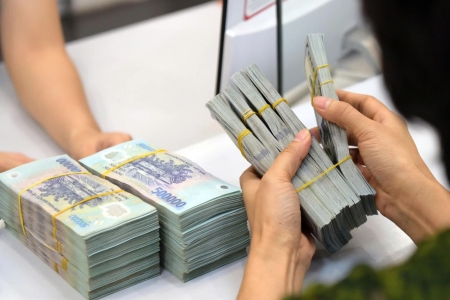 Lãi suất đồng loạt giảm, mở rộng dư địa hỗ trợ tăng trưởng kinh tế