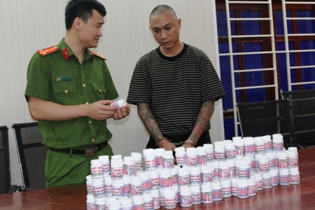 Khởi tố đối tượng sản xuất, buôn bán thuốc chữa bệnh giả tại Nghệ An