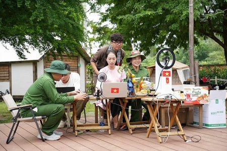 Miễn hóa đơn điện tử trên sàn thương mại điện tử: Thuận lợi cho người bán, thách thức cho quản lý