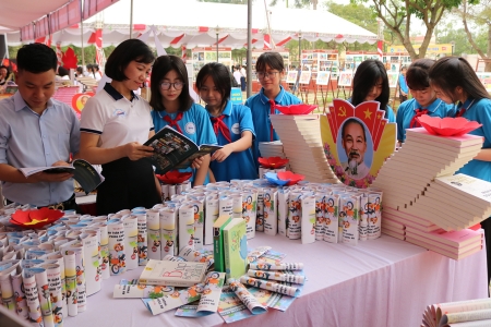 Bắc Ninh: Tổ chức Ngày hội "Sách - Tri thức - Khát vọng phát triển đất nước"