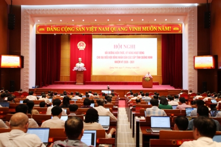 Quảng Ninh bồi dưỡng kiến thức, kỹ năng hoạt động cho đại biểu HĐND các cấp nhiệm kỳ 2026-2031