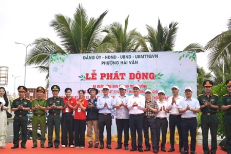 Phường Hải Vân, Đà Nẵng: Gần 1.000 người ra quân phong trào “Ngày Chủ nhật Xanh - Sạch - Đẹp”