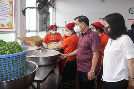Lạng Sơn: Tăng cường kiểm tra, bảo đảm an toàn thực phẩm ở các bếp ăn tập thể, trường học