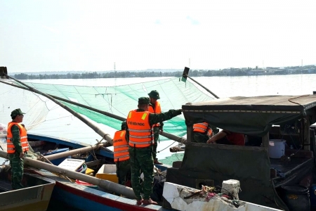 Phát hiện, xử lý 3 tàu cá sử dụng kích điện khai thác thủy sản trái phép