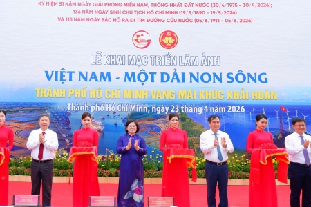 Khai mạc triển lãm ảnh “Việt Nam - Một dải non sông”: Lan tỏa khát vọng xây dựng đất nước phồn vinh