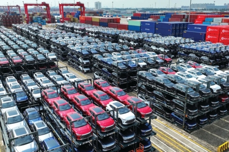 Ôtô Trung Quốc ồ ạt vào Việt Nam, lần đầu vượt Thái Lan