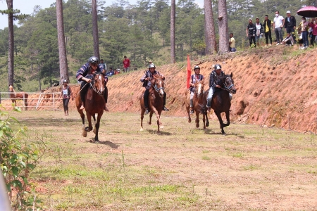 Đánh thức tài nguyên bản địa, mở hướng phát triển du lịch bền vững