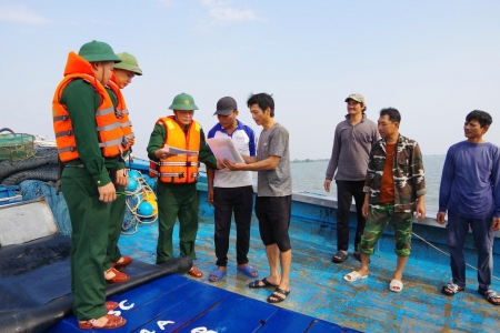 Ninh Bình tăng cường thanh tra, kiểm tra chống khai thác hải sản IUU