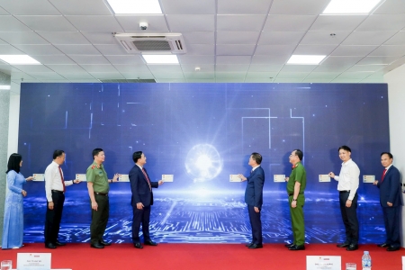 Quảng Ninh thí điểm Kiosk thông minh, thúc đẩy đưa dịch vụ công số đến vùng hải đảo