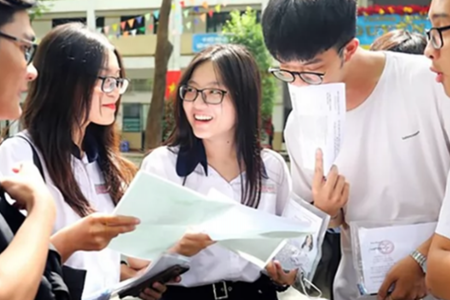 Dồn dập lịch nhận hồ sơ xét tuyển đại học riêng ngay sau kỳ nghỉ lễ