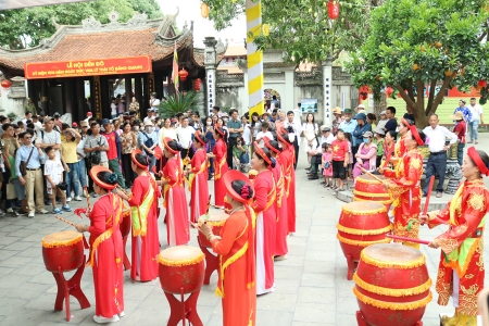 Các khu du lịch ở Bắc Ninh đón hàng vạn du khách dịp nghỉ lễ 30/4 – 1/5