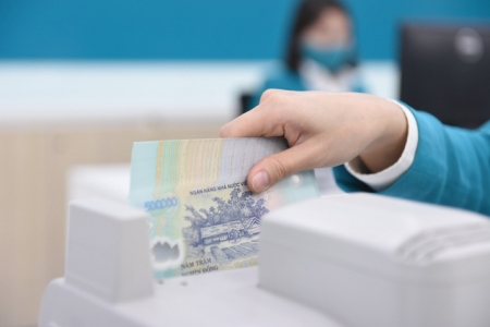 Lãi suất sắp tới có tiếp tục giảm?
